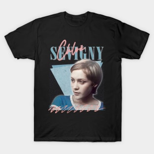 Chloë Sevigny -  90s Style Aesthetic Design T-Shirt